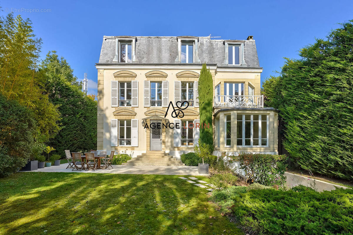 Maison à LE VESINET