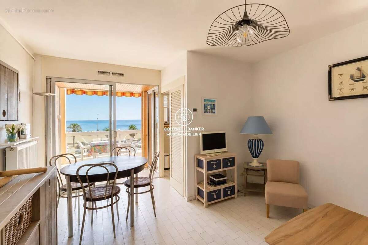 Canet face mer: 50m2 traversant - photo 2