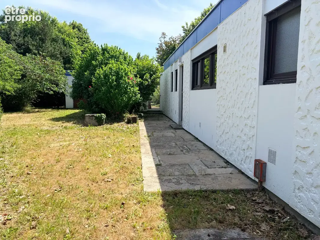 Belle maison à toit plat - Vayres - photo 15