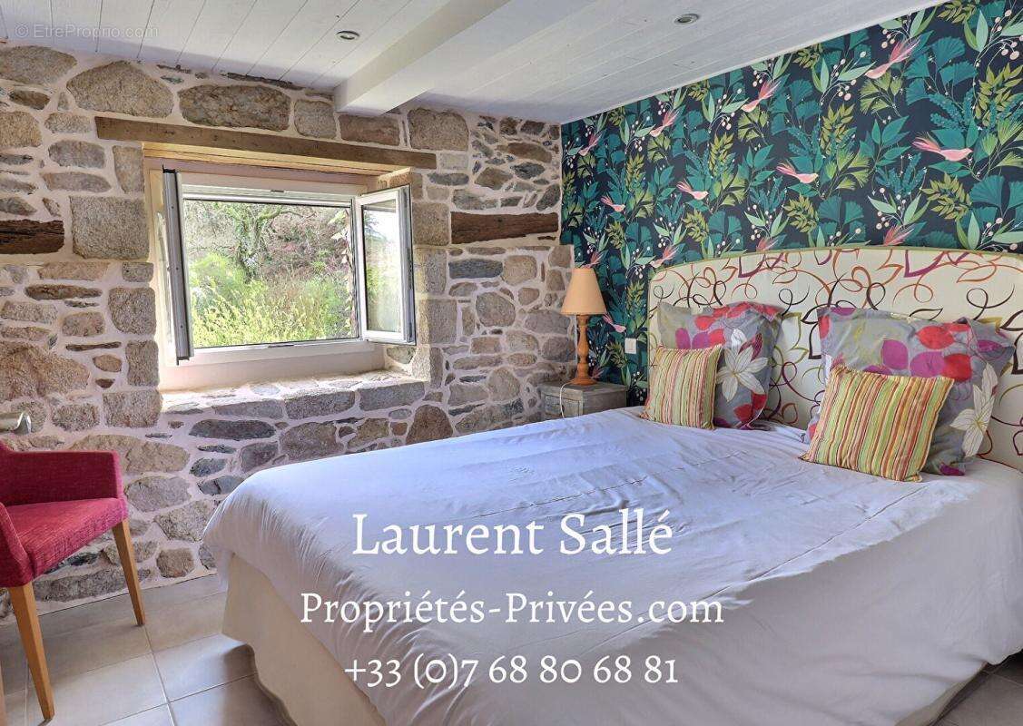 QUESTEMBERT  (56230) - Moulin et Maison de caractère 220 m² - photo 5