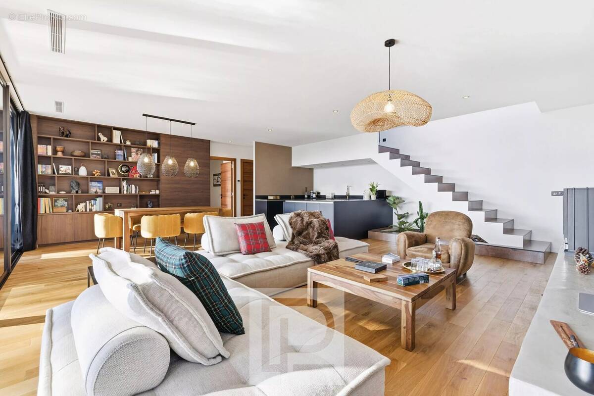 Appartement à MOUGINS