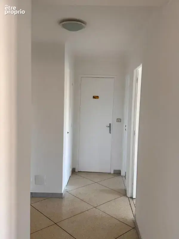 Appartement  Centre Ville / Cagnes Sur Mer 3 pièce(s) 55.19 m2 - photo 4