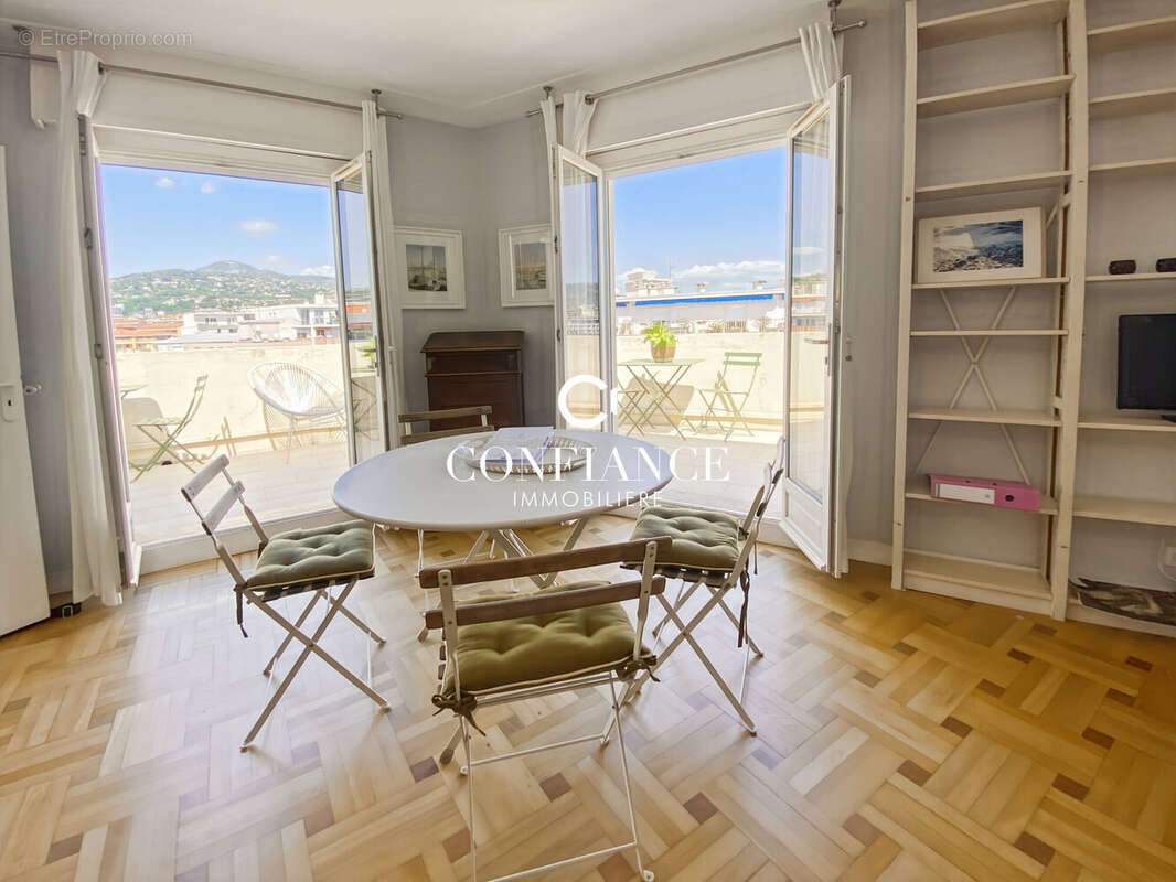 Appartement à NICE