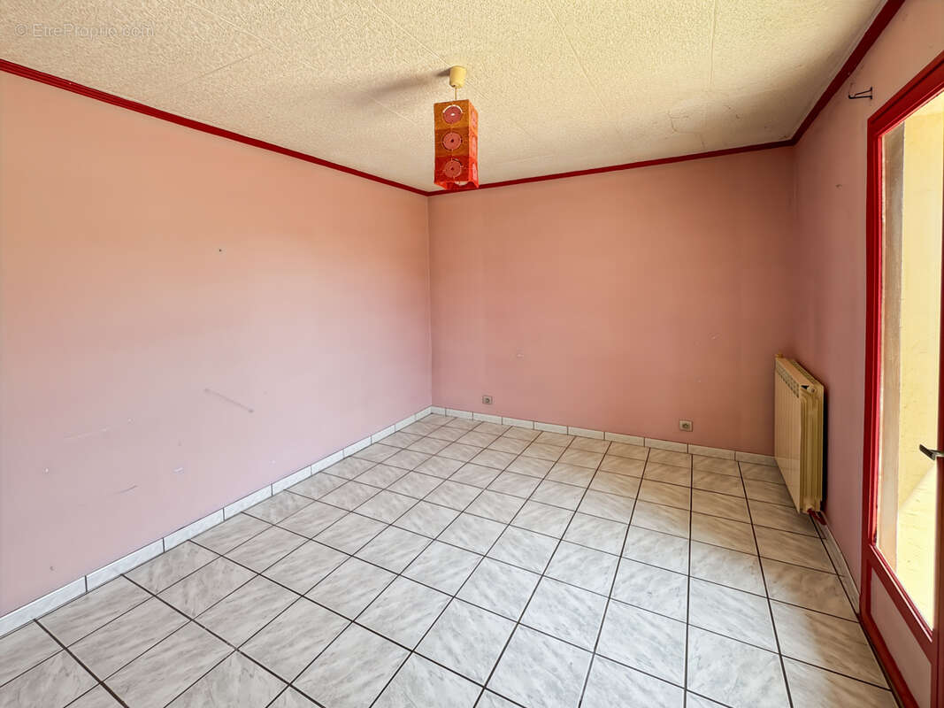 Maison à PAREMPUYRE