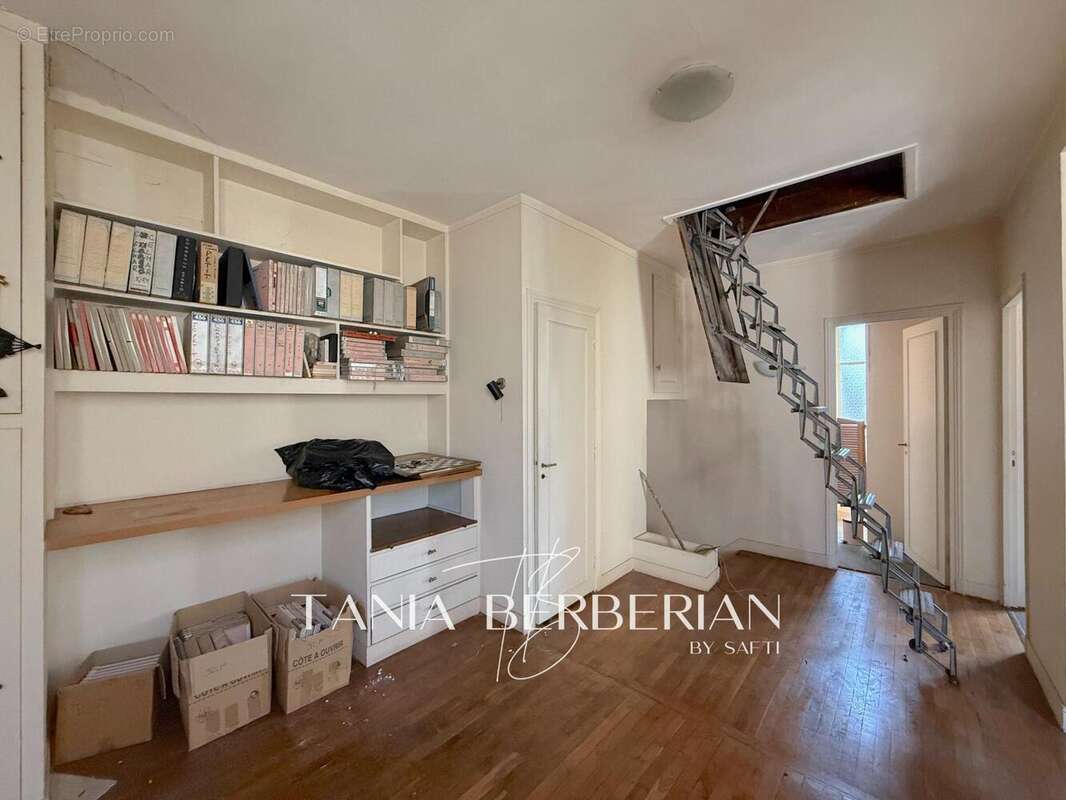 Photo 7 - Maison à SURESNES