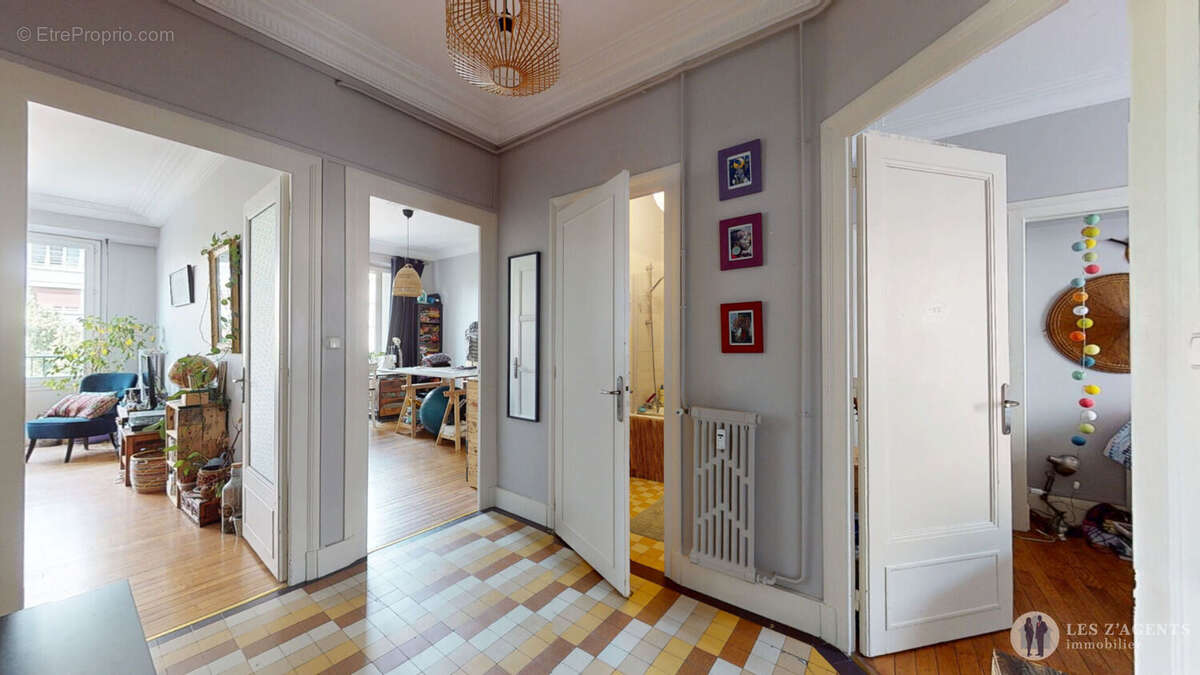 Appartement t3 de 81 m² - boulevard gambetta - grenoble - photo 13