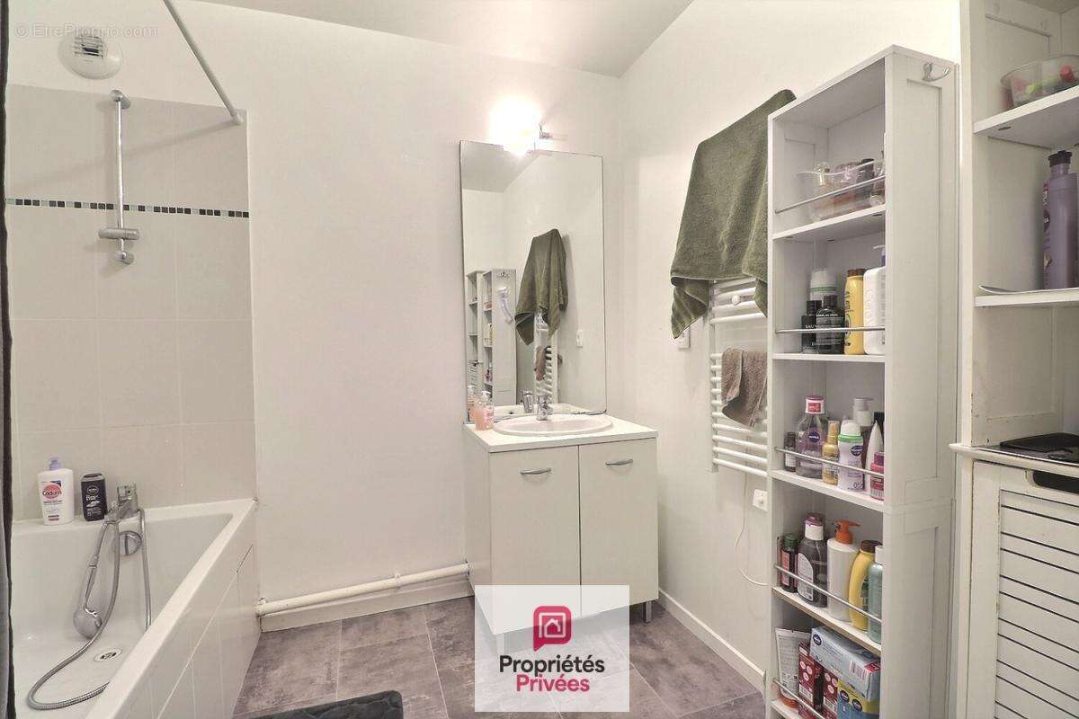 Appartement à ERAGNY