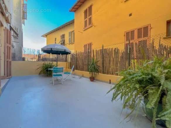 Nice bas st roch -  grand 2 pieces  avec terrasse - photo 3