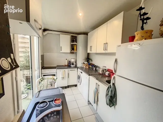 Local commercial avec appartement + maison d'habitation  168 m 2 plus 169.94 m² - photo 17