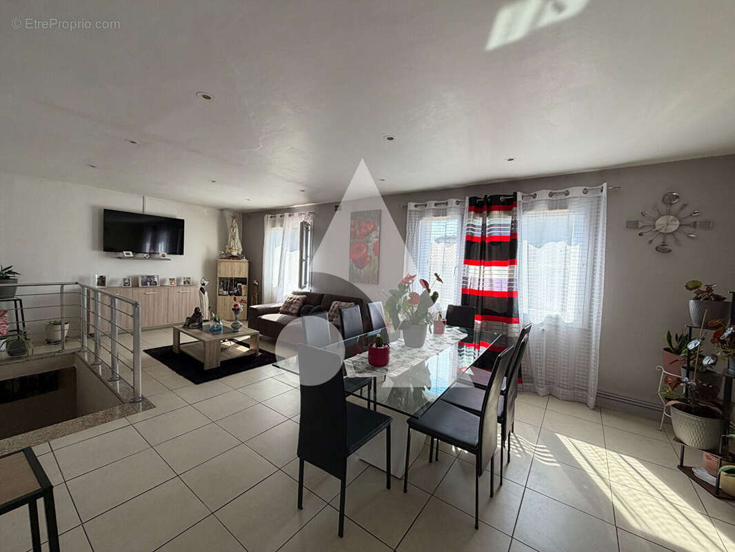 Maison Niort 4 pièce(s) 89,44 m2 - photo 4