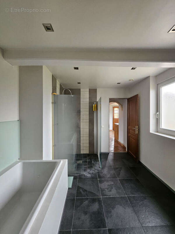 Longère à Flesselles 190m2 au sol - 3 chambres - photo 11