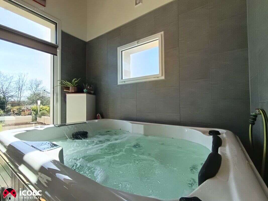 Maison à SAINT-AUBIN-LA-PLAINE