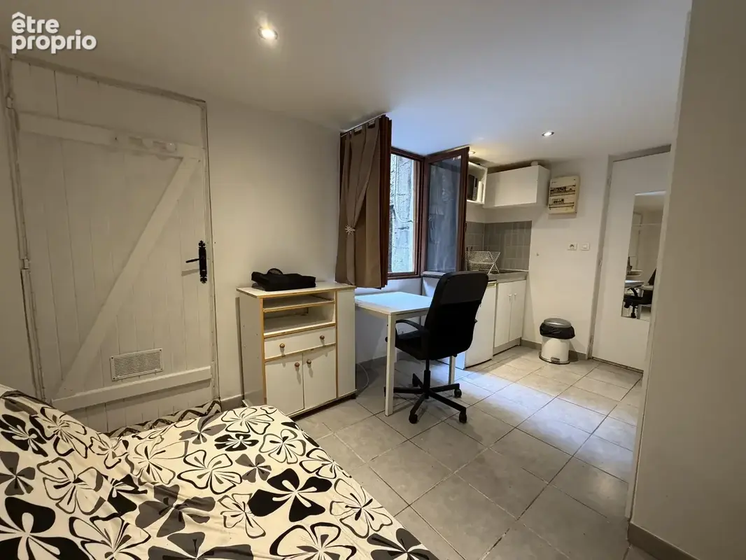 Appartement 1 pièce 14 m² à vendre à Nimes (30000) - photo 2