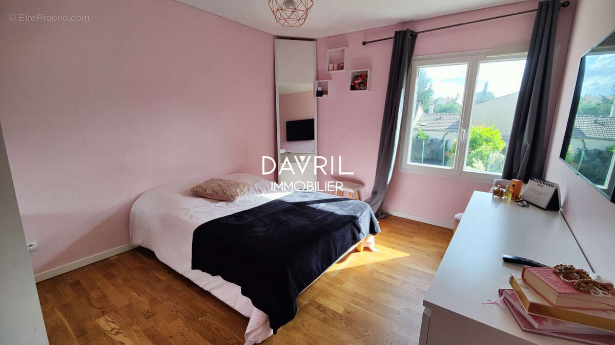 Maison à CONFLANS-SAINTE-HONORINE