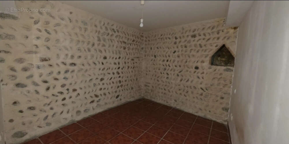 Appartement à MILLAS