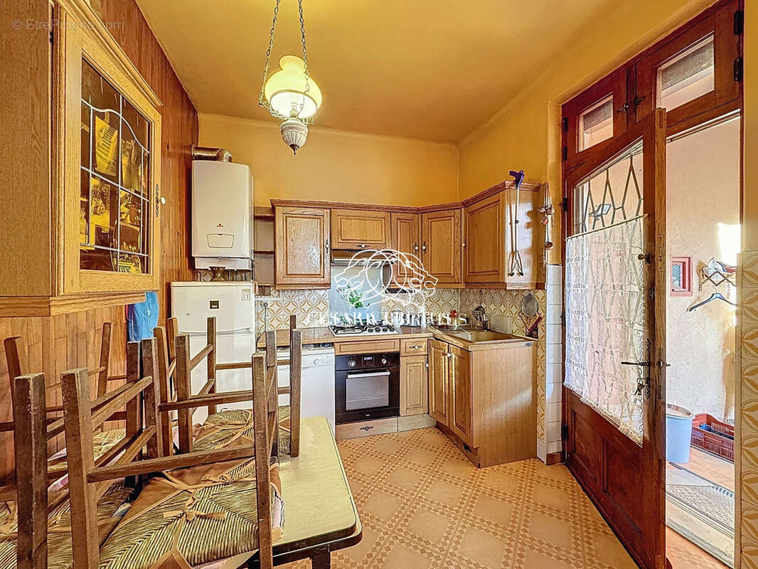 Appartement à LYON-8E