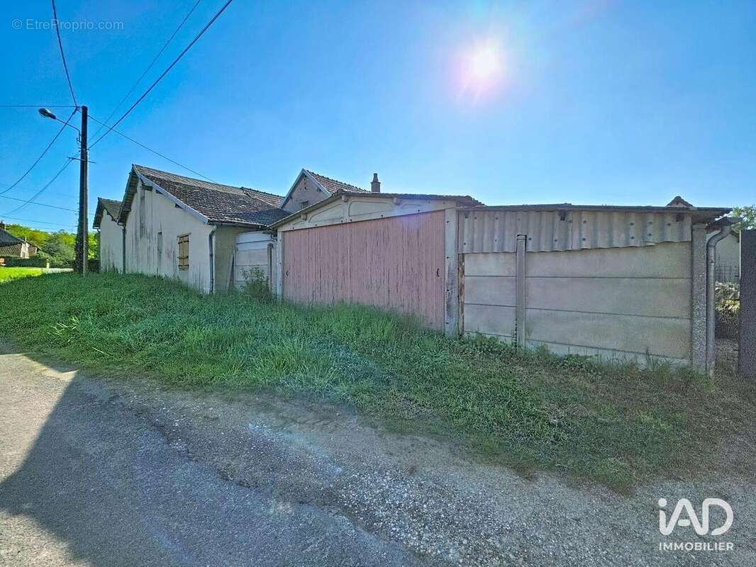 Photo 9 - Commerce à BEAULIEU-SUR-LOIRE