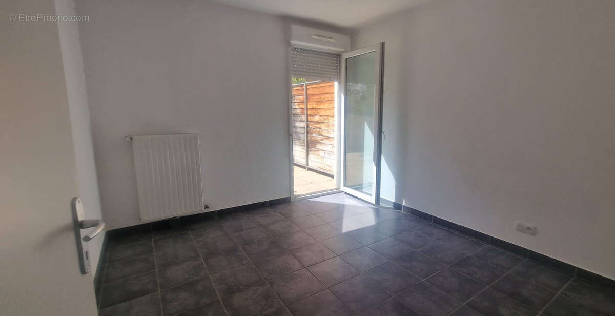 Appartement à JUVIGNAC