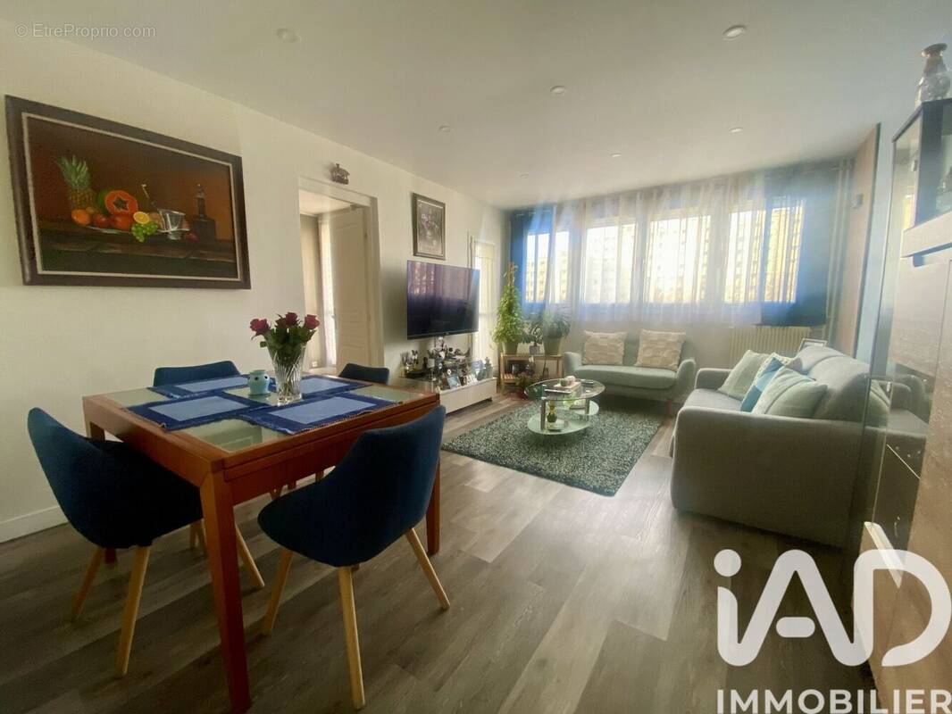 Photo 1 - Appartement à NEUILLY-SUR-MARNE