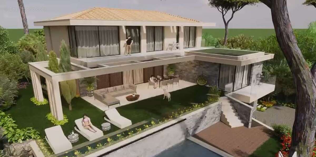 Maison à SAINTE-MAXIME