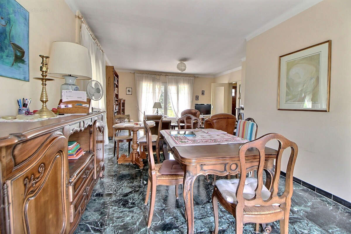 Maison à TRANS-EN-PROVENCE