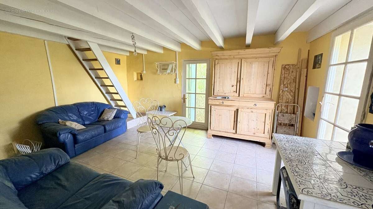 Maison à MORMOIRON