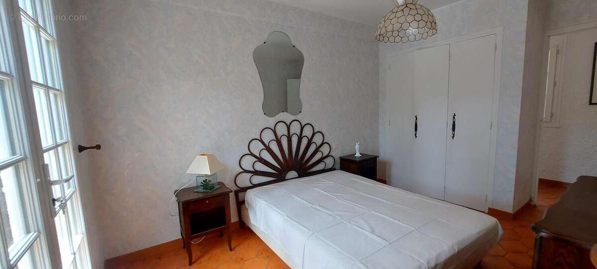 Maison à LE MUY