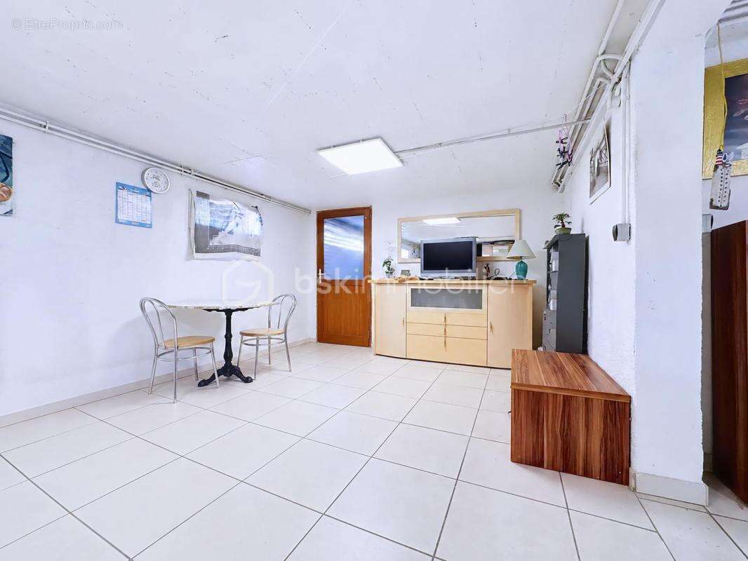 Maison individuelle avec fort potentiel – Terrain de 450 m² – Échirolles - photo 20