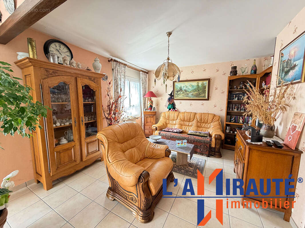 Appartement à SARTROUVILLE