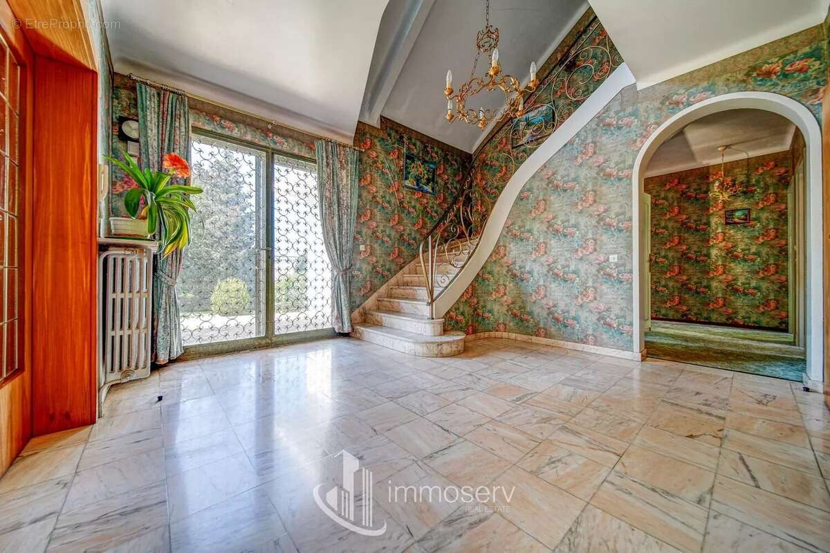 Maison 150 m² à Neufchef  - photo 9