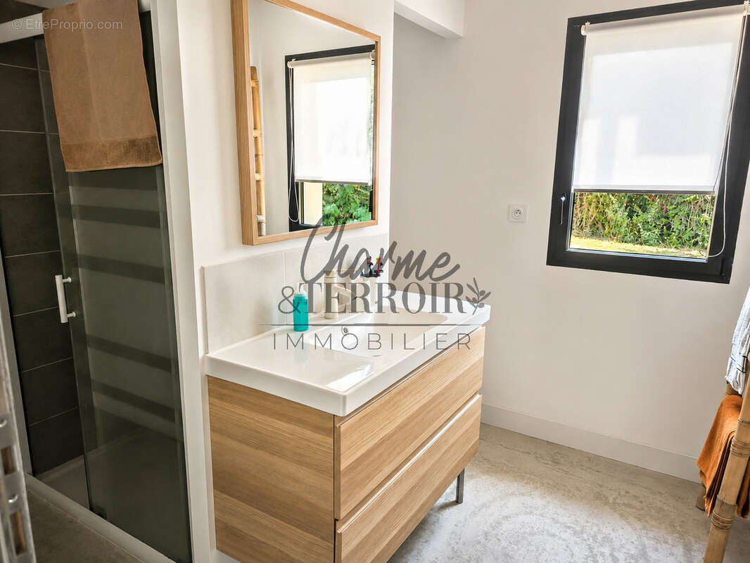 Superbe Villa contemporaine de plain-pied avec piscine et vue dégagée - photo 20