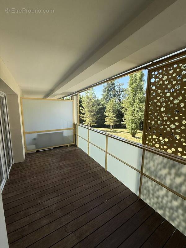 Photo 1 - Appartement à LENTILLY