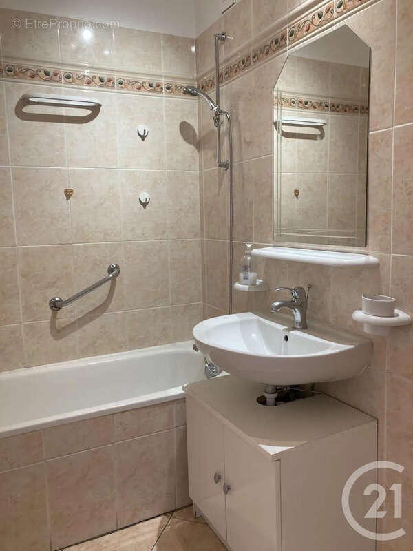 Appartement à AVON