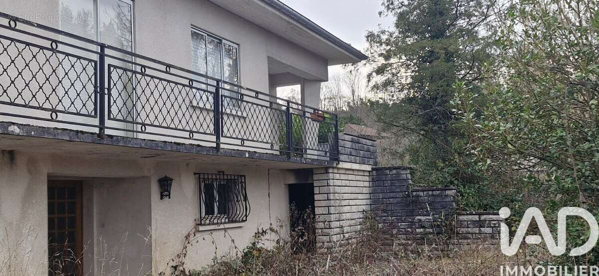 Photo 2 - Maison à BAINS-LES-BAINS