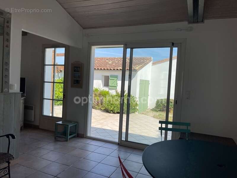 Maison à LE BOIS-PLAGE-EN-RE