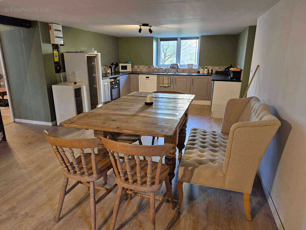 Maison à SAINT-MALO-DES-TROIS-FONTAINES