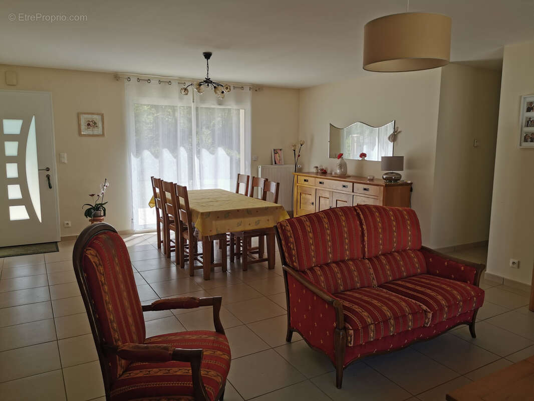 Maison à LOREUX