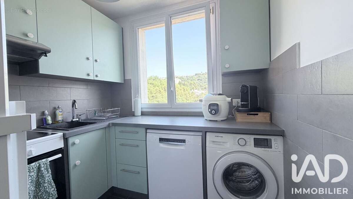 Appartement 64 m² à Nice  - photo 3