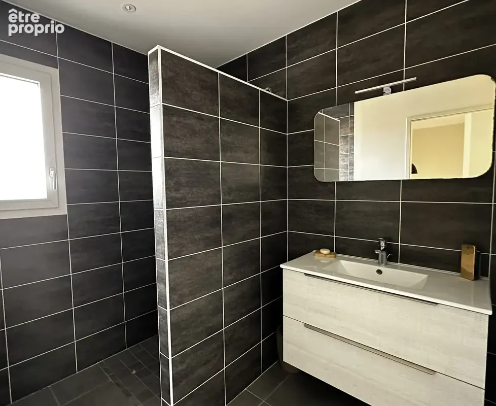 Exclusivite soucieu-en-jarrest maison contemporaine avec piscine - photo 15