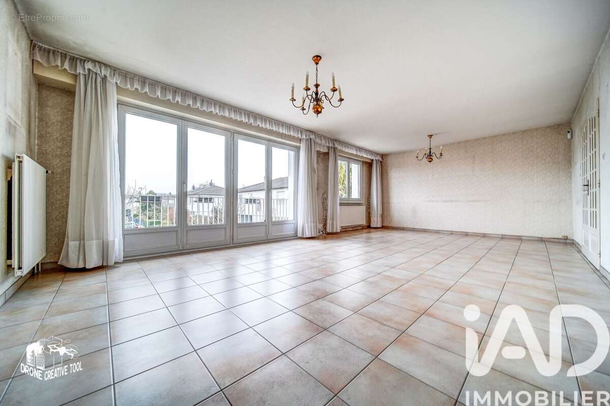 Photo 3 - Maison à MARLY