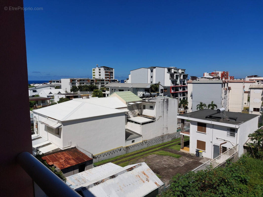 Appartement à SAINT-DENIS