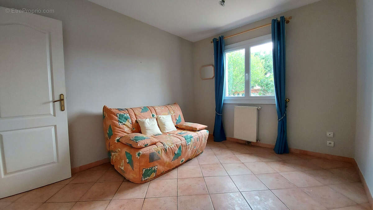 Maison à FROUZINS