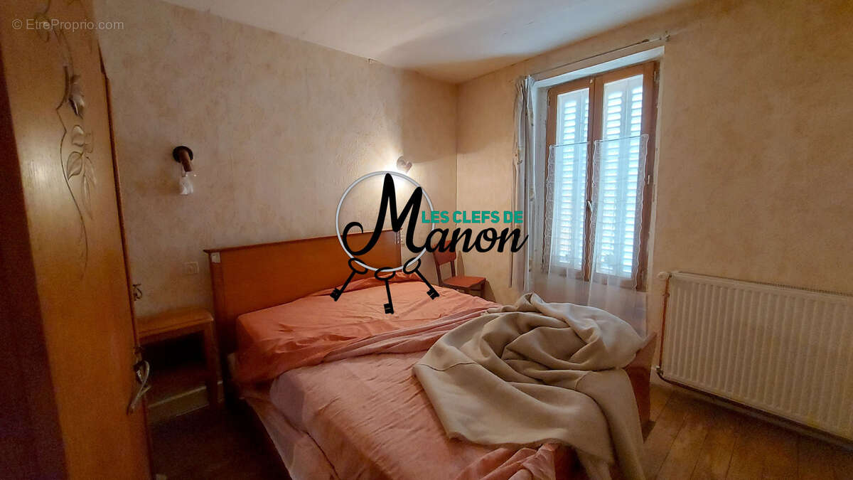 Maison à BESSINES-SUR-GARTEMPE