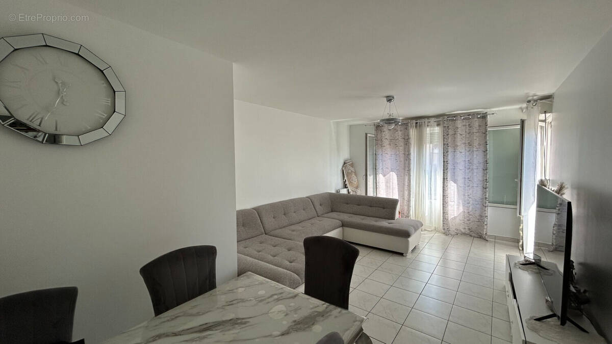 Appartement à GOUSSAINVILLE