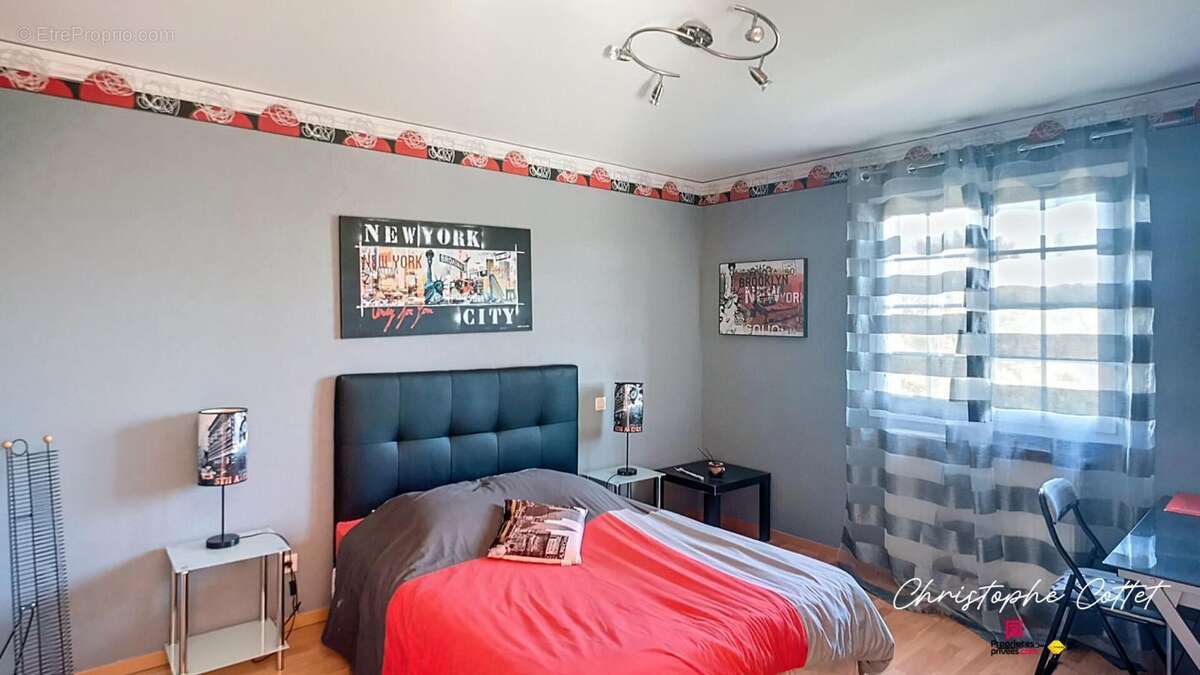 Maison à VALDIVIENNE