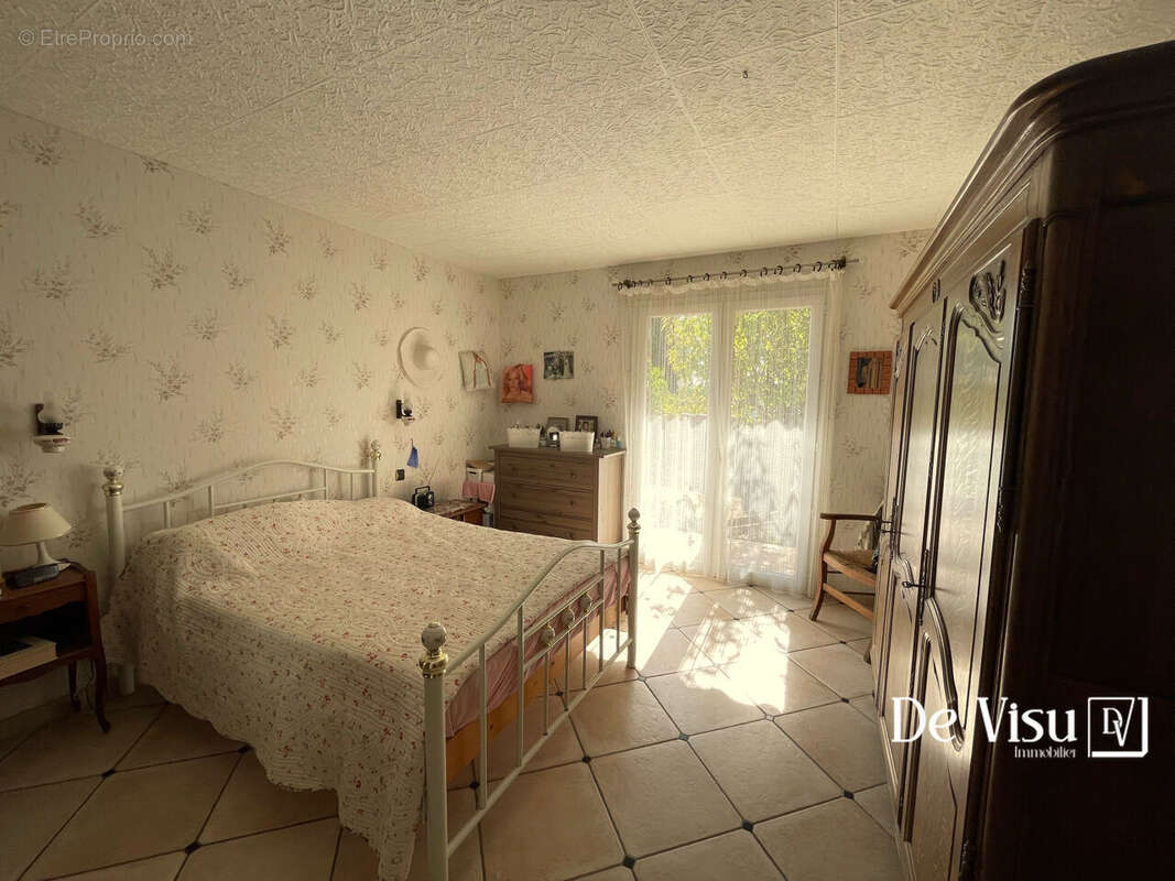 Maison à SAINT-FELIX-DE-LODEZ