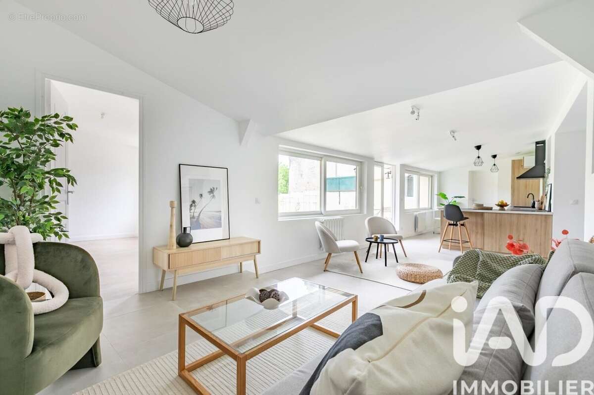 Photo 2 - Maison à PIERREFONDS