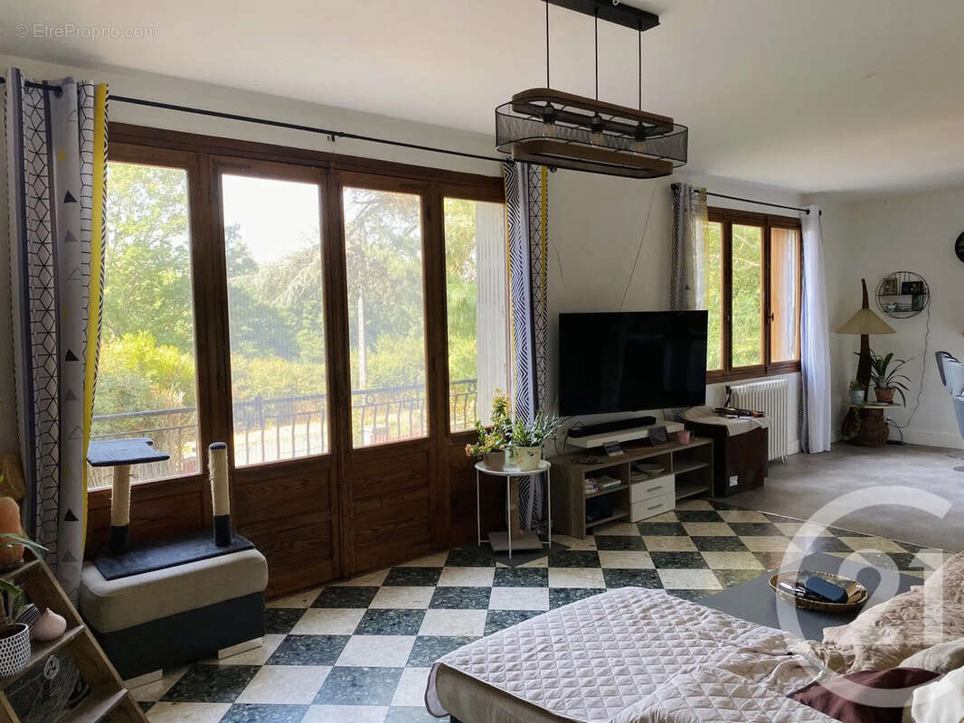 Maison 65 m² à Arquian  - photo 4