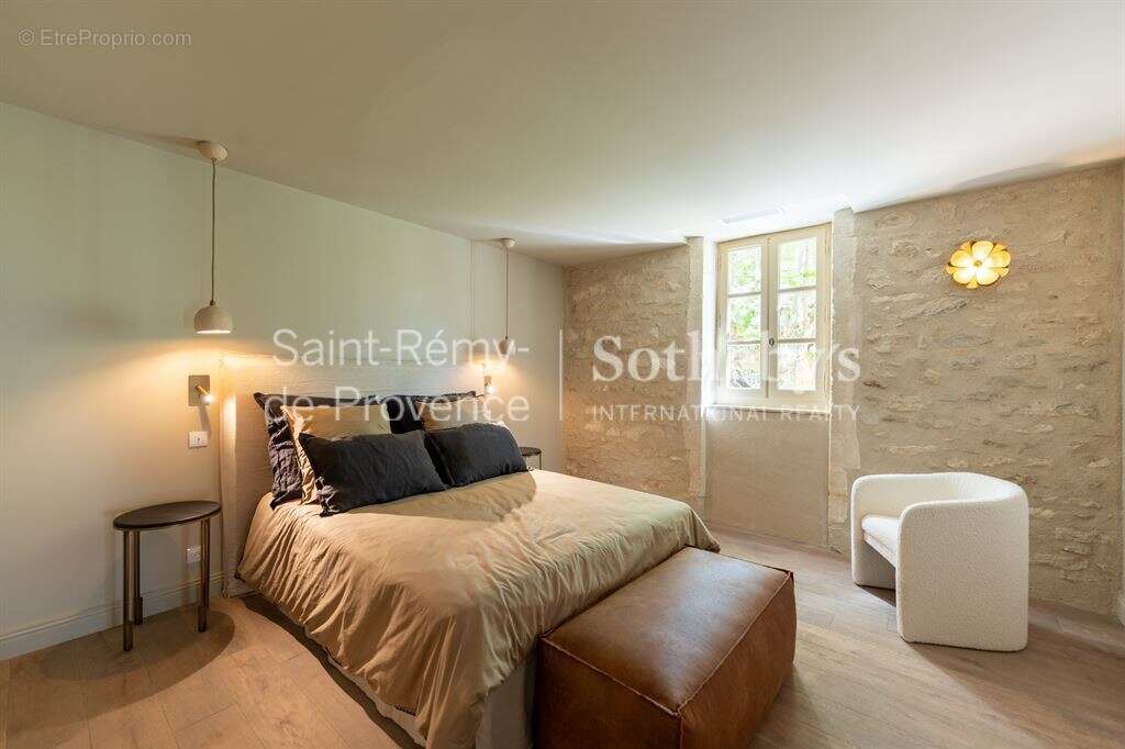 Maison à SAINT-REMY-DE-PROVENCE