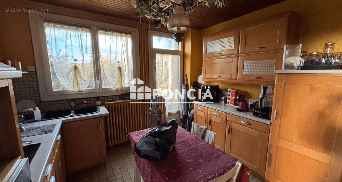 Maison à VILLENEUVE-SAINT-GEORGES